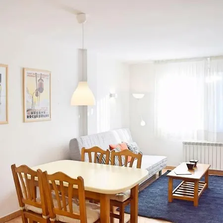 Minutar Cove, A Pie De Foratata Apartment